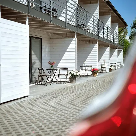 Comfortable 2-room Close To The Apartmán *