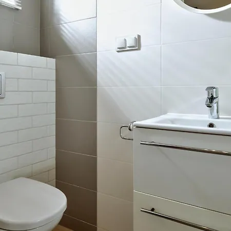 Apartmán Comfortable 2-room Close To The